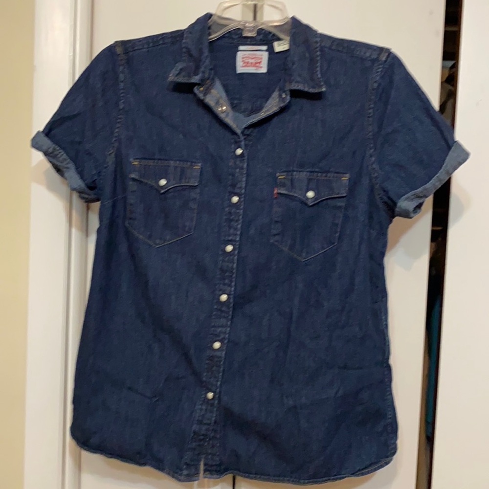 Women’s denim shirt